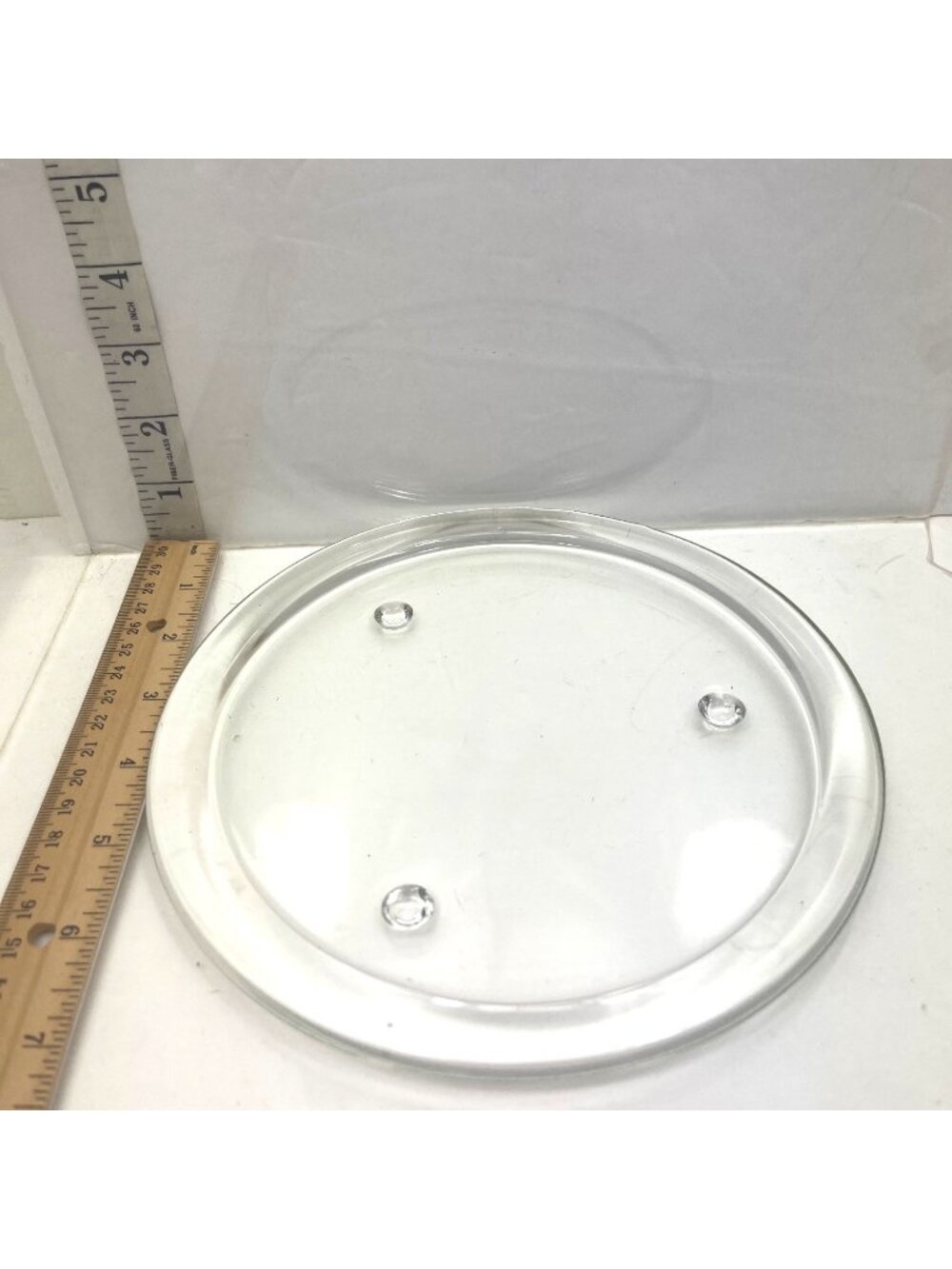 Round Clear Glass Candle Plate With 3 Feet 6.5" Diameter Elegant Tabletop Décor